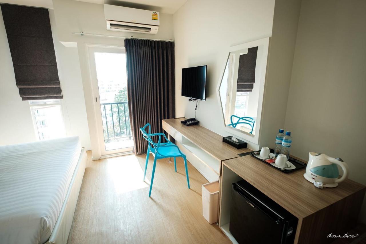 P Plus Hotel Pattaya Exterior photo