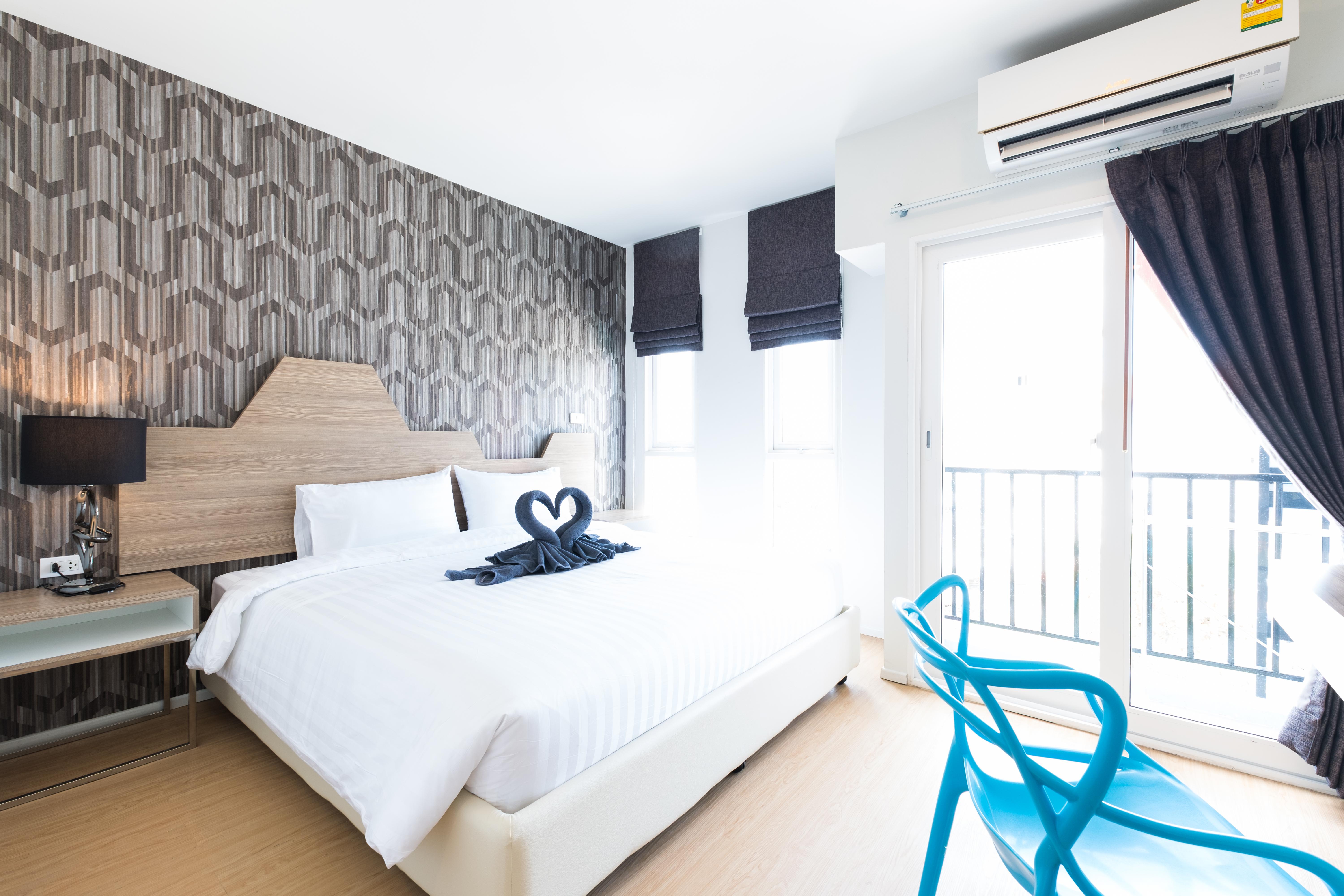 P Plus Hotel Pattaya Exterior photo