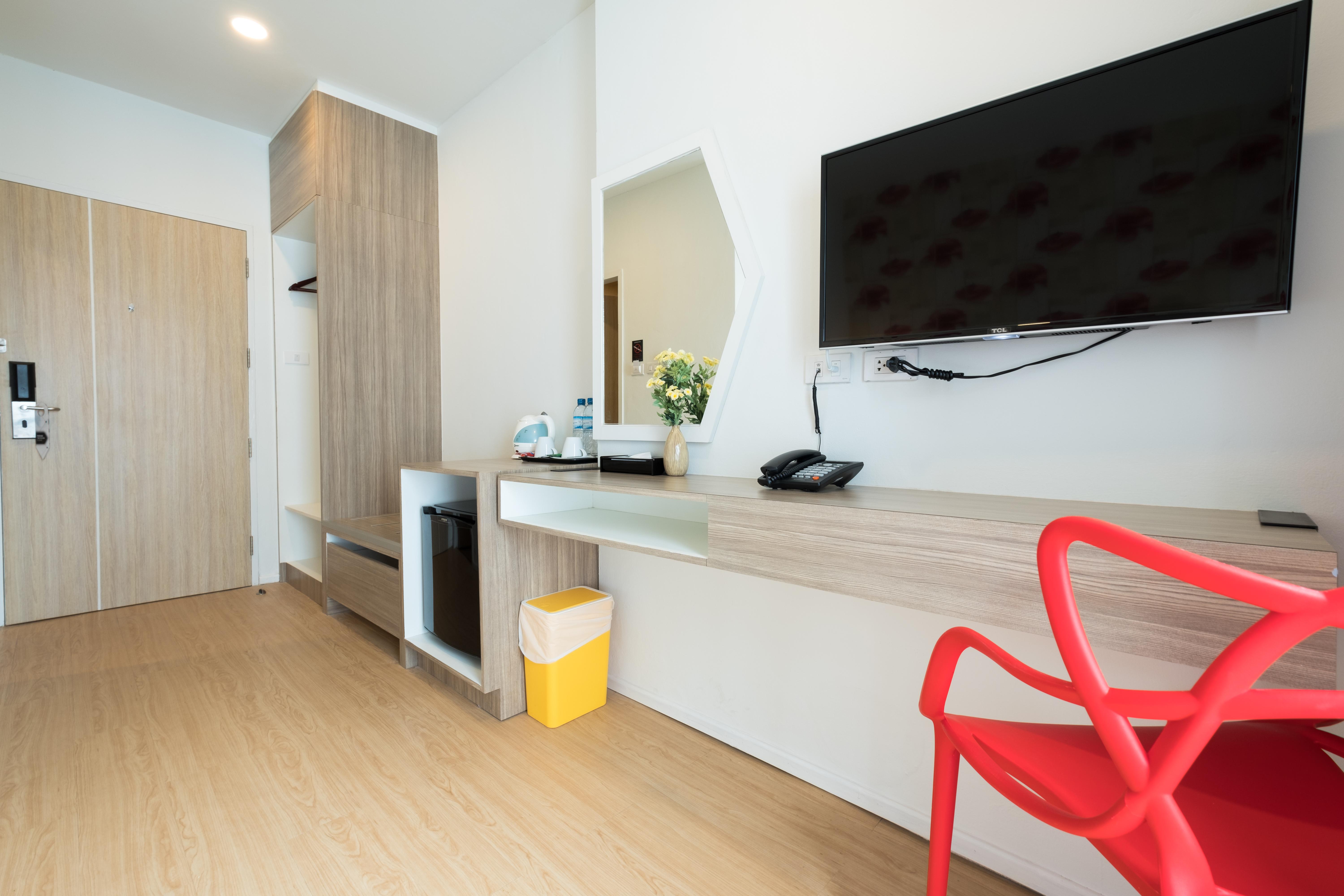 P Plus Hotel Pattaya Exterior photo
